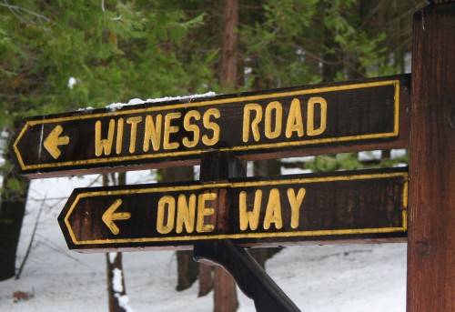 Hume Road Sign